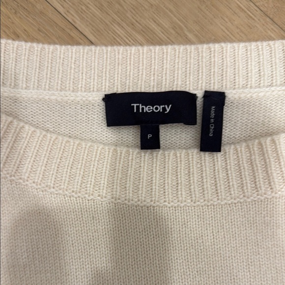 Theory Cream Crew Neck Sweater with Long Sleeves - Picture 3 of 5